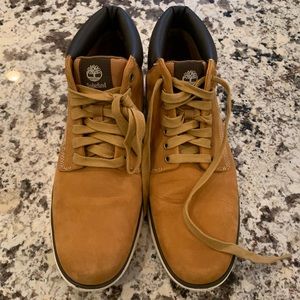 *Like New* Men’s Timberland Brad Street Chukka